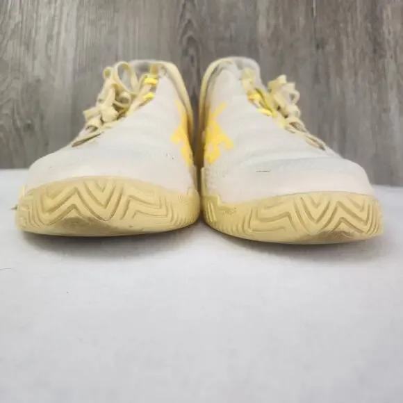 ADIDAS MEN'S Barricade Tennis Shoes Ecru Tint / Almost Yellow Size 10 GUC - Picture 4 of 9